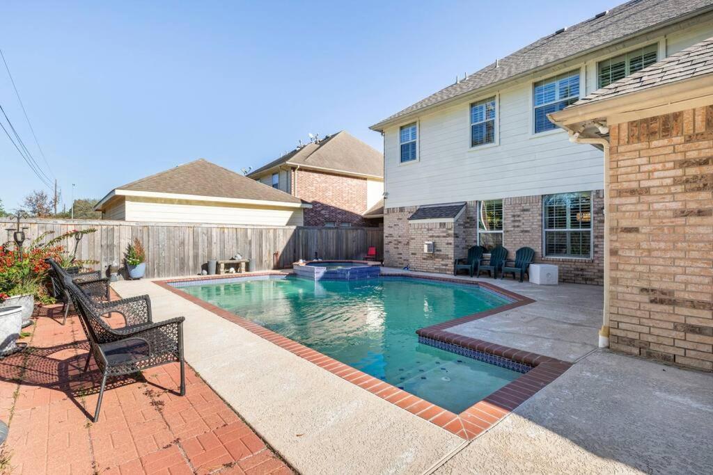 Royce Mini-Mansion With Heated Pool & Spa Houston Zewnętrze zdjęcie